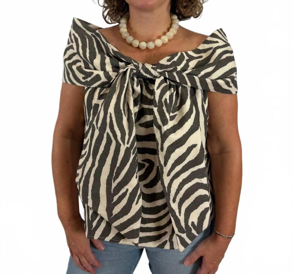 NEW TCEC women's the blair zebra top in black